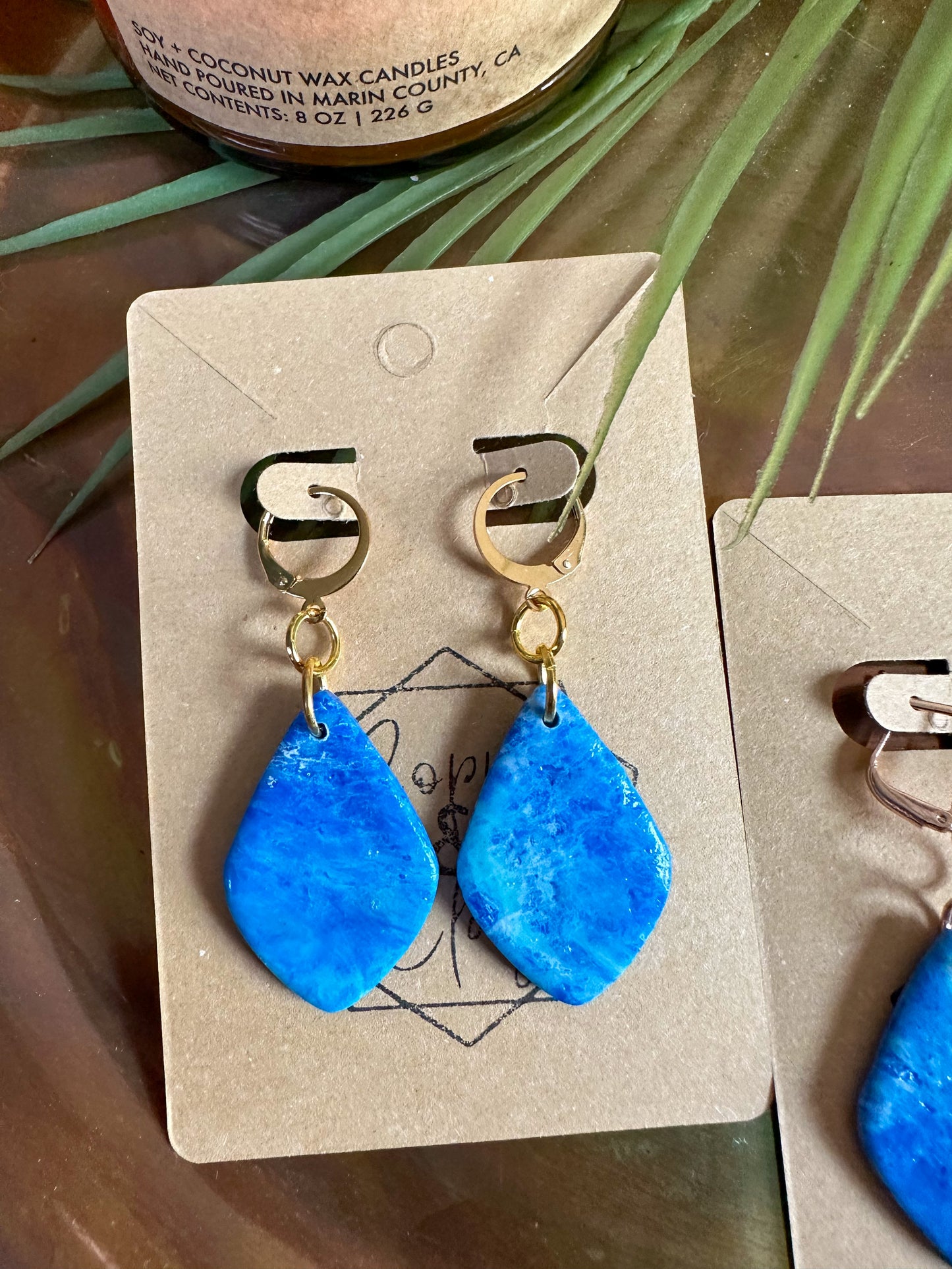 Ocean Tide Teardrop Huggie