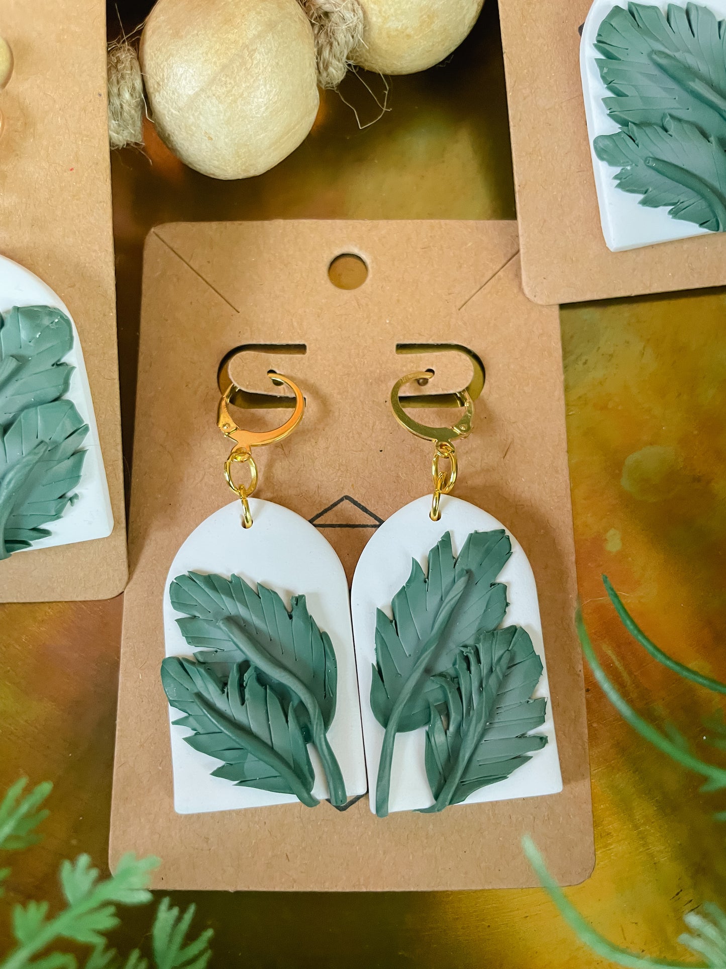 Banana Leaf Statement Huggie