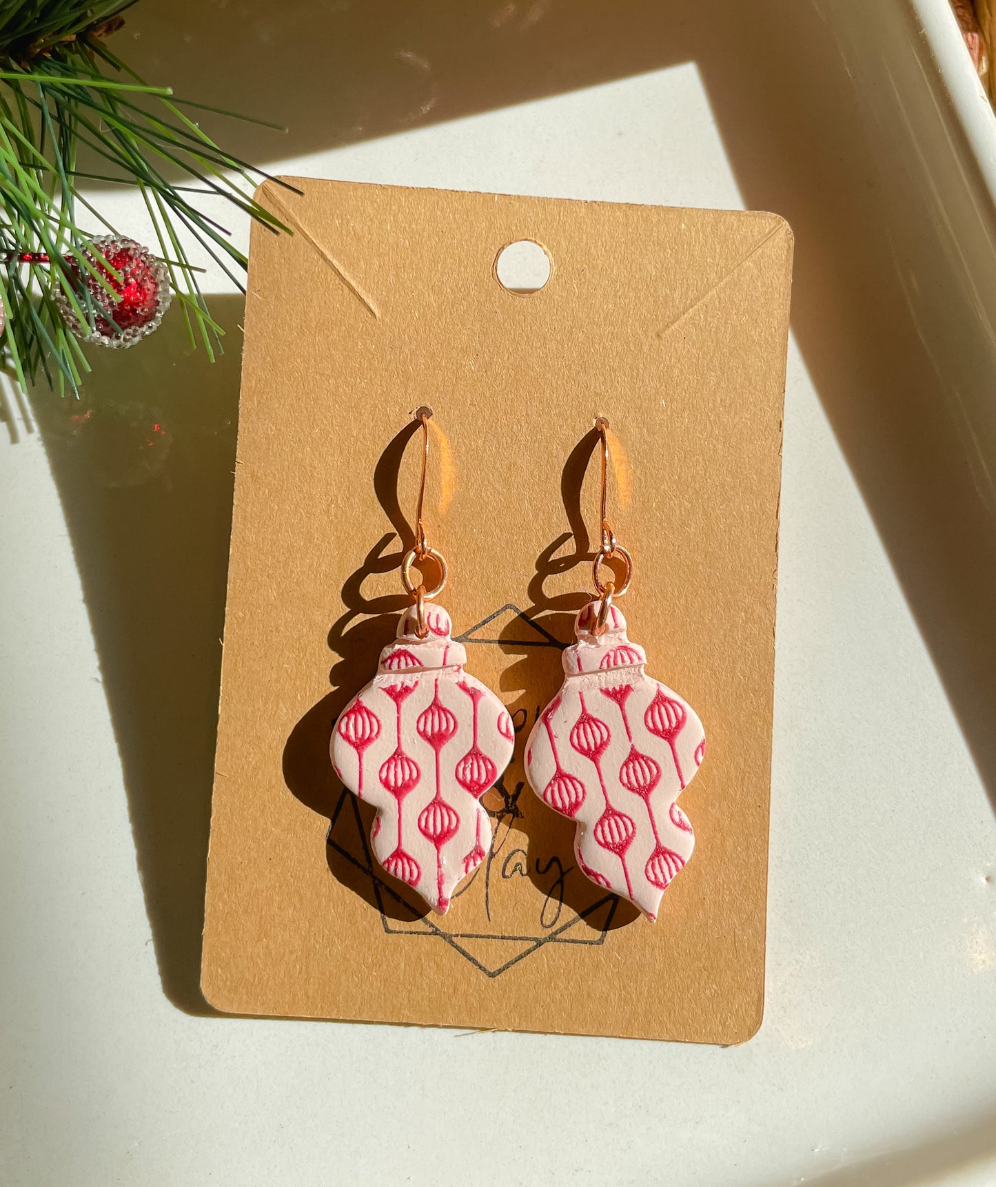 Curvy Ornament Dangle