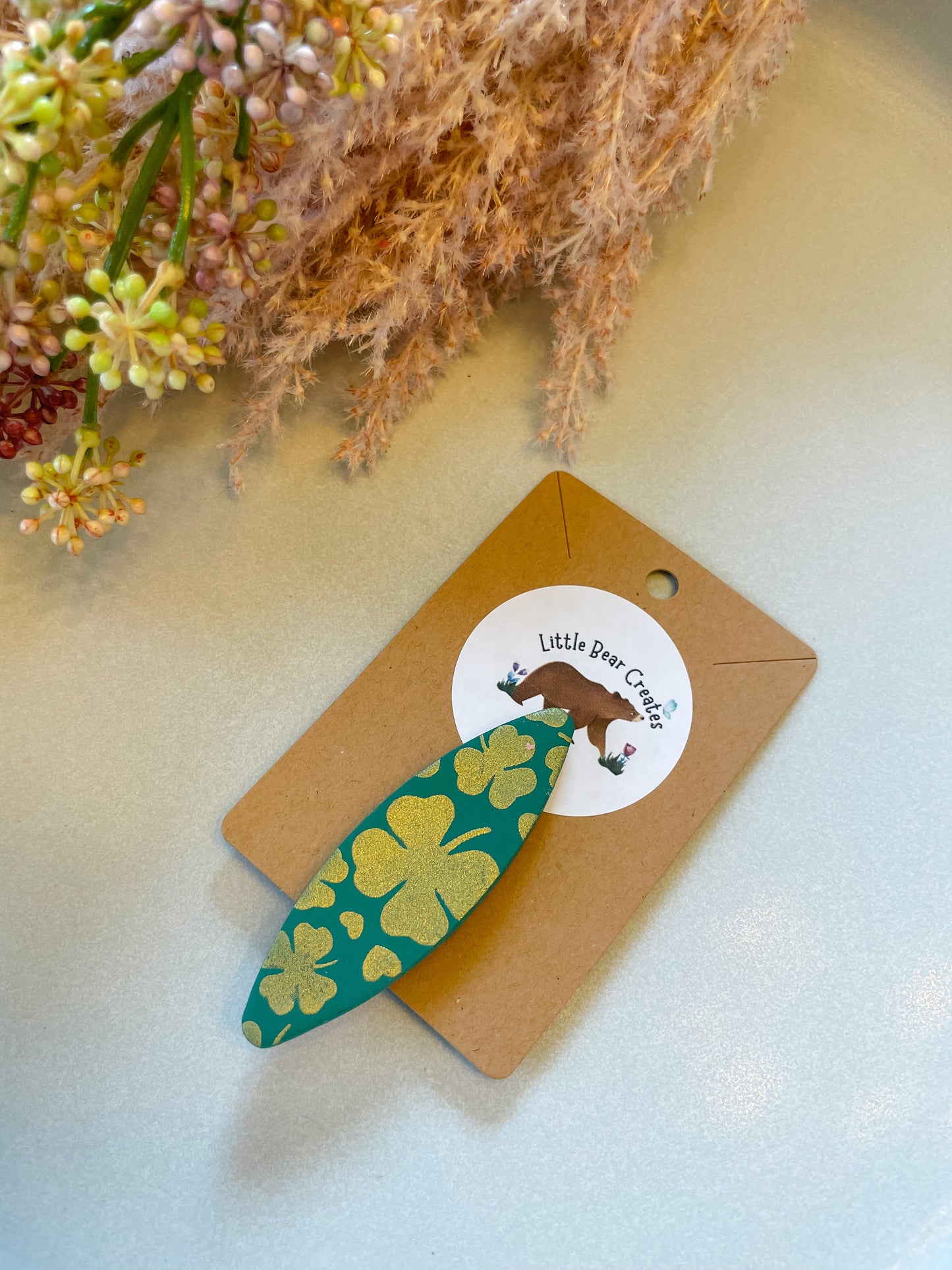 Medium Emerald Oval Shamrock Barrette